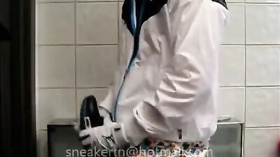 Gangbang Sneakers Boys Porn - A Gay XXX Adventure