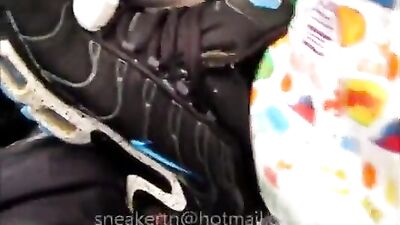 Gangbang Sneakers Boys Porn - A Gay XXX Adventure