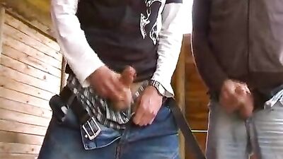 Gangbang in Public! Twink Jerks Expose their Bodies for Cum Shots