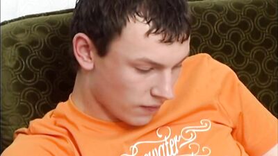 Flip Cum Boys Porn: Three-Way Creampie Action