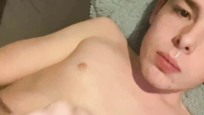 Gay Porn Videos: Amateur Cum Shots Solo Open Mouth Boys Porn Yes he cum