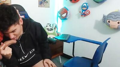 Horny Web Cam Blowjob Boys Porn - Amateur Solo Action!