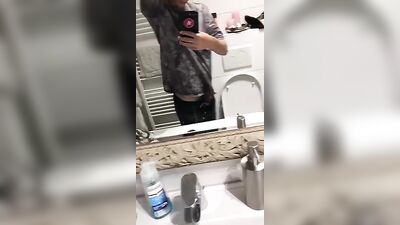 Young and Cut: Solo Web-Cam Bathroom Adventure!
