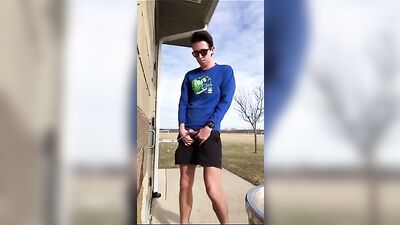 Teen Pissers - Amateur Fetish Public Outdoor Pee Teen Public Adventure!