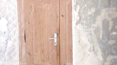 Doing what he does best: Muscle Boys Bareback Action!