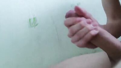 Young Cam Boy Cock: Handjob Porn Explosion!