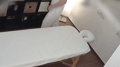 Straight Boys Nude Gay Massage: Amateur Ass Play with Muscle Boys!