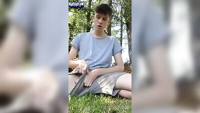 Outdoor Twink Exposure: Hot Gay Porn Tube Action!