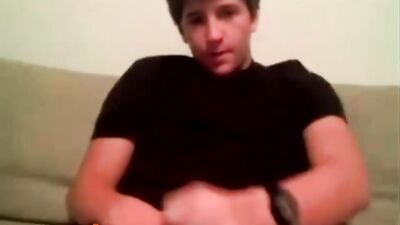 Cute Wrestler Jerks Off: The Ultimate Straight Boys Web-Cam Experience!