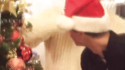 Christmas Cumshot Oral Mayhem - 032!