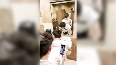 Caught in Public: Amateur Twinks Take a Risk!