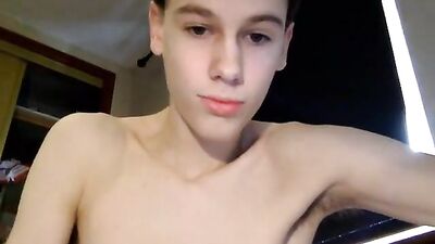 Young Scottish Twink Explores His Sexuality in Solo Webcam Show!