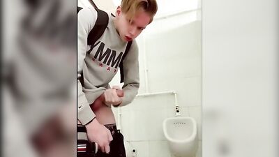 Gay Porn Twink Gets Quickie in School Toilet!