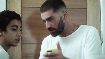 Gay Porn Twink Banged Hard by Daddy - Horny Cutie Tube