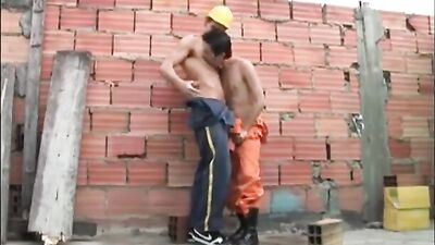 Builder Boys Break Time Gay Porn Videos