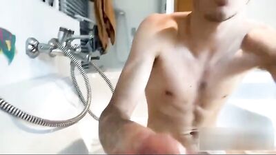 Take A Bath With A Rebels Twink Solo: The Ultimate Gay Porn Experience!