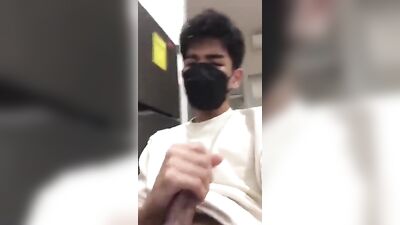 Asian Bisexual Cum Shots: Yummy Boys in Gay Porn!