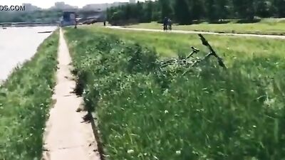 Amateur Twinks Risky Public Jerk Off: Dare to Expose Yourself in the Streets!