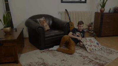 Twinks in Heat: Hardcore Bareback Action!