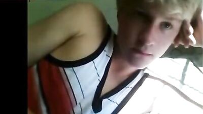 Young Blonde Stud Masturbates in the Shower!