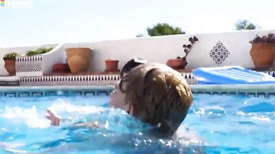 Soutstroke Twinks Playground: Hot Oral Action with Bareback Movies!