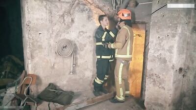 Gay Porn Twinks: Hot Bareback Fucks!