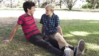 Blond Boys Big Cock: Bareback Oral Fun with Hot Twinks!