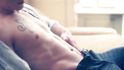 Gay Porn Fun: Bareback Group Action Cum Shots Oral!