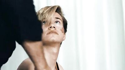 Gay Porn Stepdad is Horny - The New Hotness (190 chars)