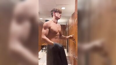 Iron Paradise Revisited: Muscle Boys Cum Shots in Public Outside Solo Web-Cam Action!