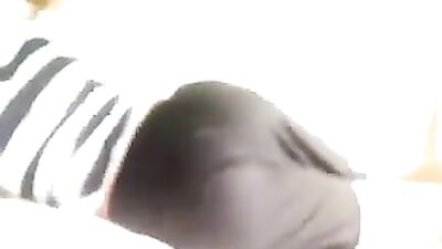 Young Amateur Webcam Star Reveals Smooth Ass in Hot Online Show!