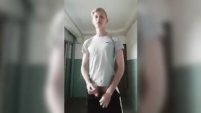 Natures Cutie: A Blond Boys Wild Wank in the Open Air!