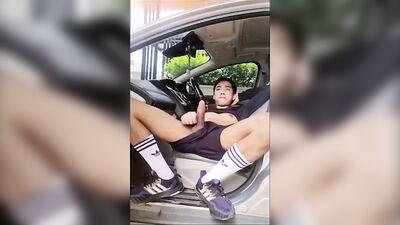 Noys Porn Need to Jerk Off Before I Drive Home from Practice