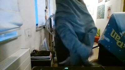 Fit Italian Twink Shows Ass and Wanks: Amature Web-Cam Fun