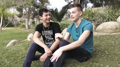 New Yorks Hot Bareback Fuck - A Boy from New York Raw Porn Video