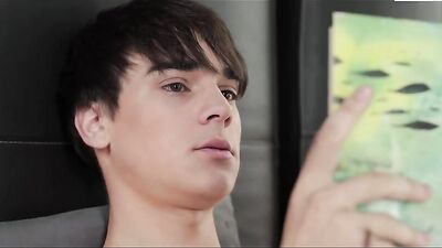 Showered Twink Bareback Fun: Cum in Mouth Oral Adventure!