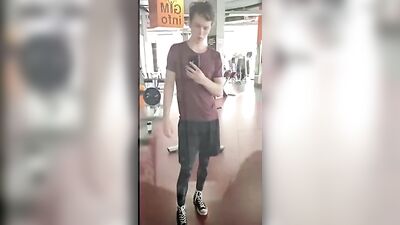 Fitness Boy Goes Solo: Amateur Cum Shots and Handjobs