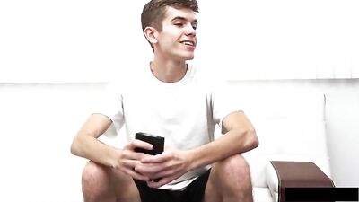 Gay Porn Cuties and Daddy Threesome: Raw Bareback Action!