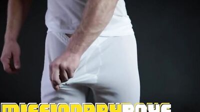 Young Blond Mans Twink Sex Adventures with Bareback Big Cocks!