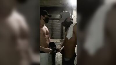 Latino Amateurs Deliver Big Cocks! - Mira más videos 5