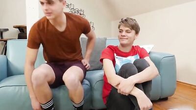 Young Twink Boys Have Fun in Hot Gay Porn Action!