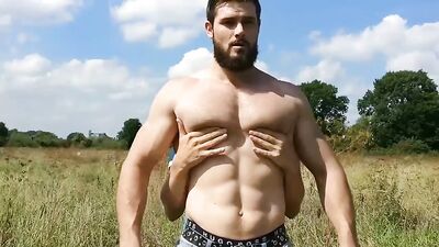 Bearded Muscle Masseuse Gets Felt Up in Public!