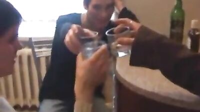 Enculer assis ils a mal boys porn