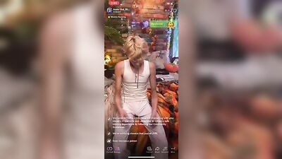 Blond hottie jerks off on webcam with massive cumshot!