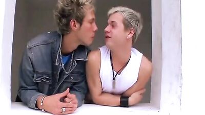 The Visit: College Friends Wild Anal Adventure