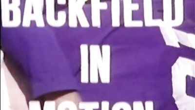 Bringing Back The Classic Gay Porn In The Locker Room!