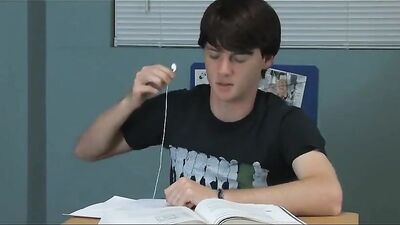 Gay Porn - Staying Late is not Wrong - Action Bareback Cum Shots Handjob Oral