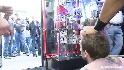 Eye-Catching Cocks: Action Amature Ass Play Bareback Big Cocks in Public!