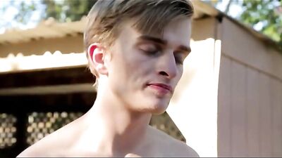 Muscle Crush - The Ultimate Gay Porn Videos Experience!