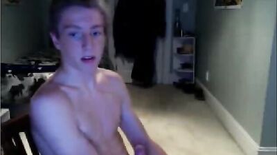 Smut Webcam: Tommy Boys Porn Expose!